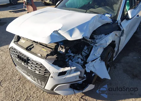 2024 Audi A3 Premium 40 Tfsi Front-Wheel Drive S Tronic z USA, uszkodzony, nr VIN WAUAUDGY4RA106368